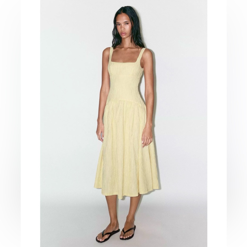 Zara TEXTURED MIDI DRESS